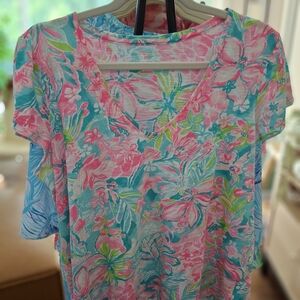 Lilly Pulitzer Floral V-Neck T-Shirt in Pink and Blue